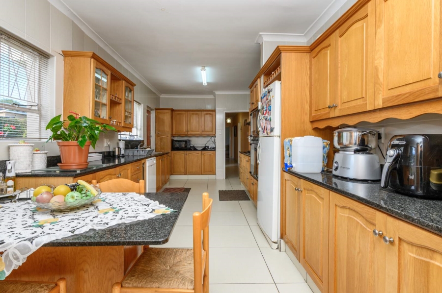 4 Bedroom Property for Sale in Linton Grange Eastern Cape